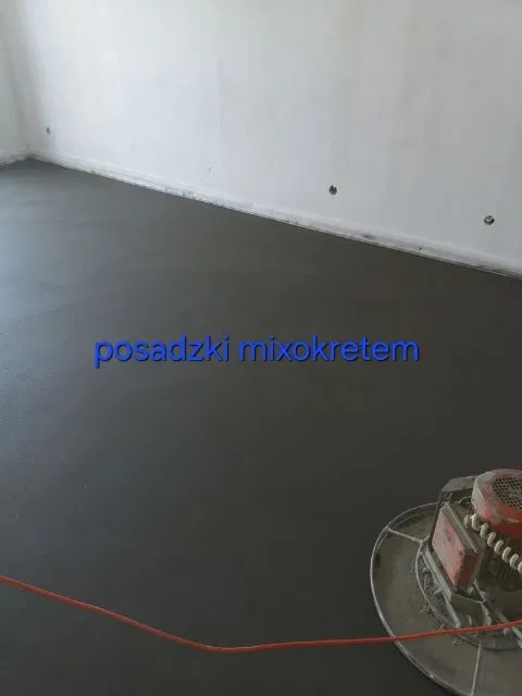 Posadzki tynk massynowe styrobeton frezowanie Piana pur celuloza