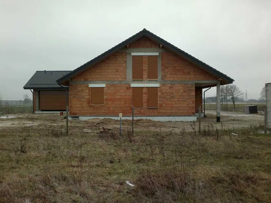 Budowa domów, stany surowe, płyty fundamentowe,.