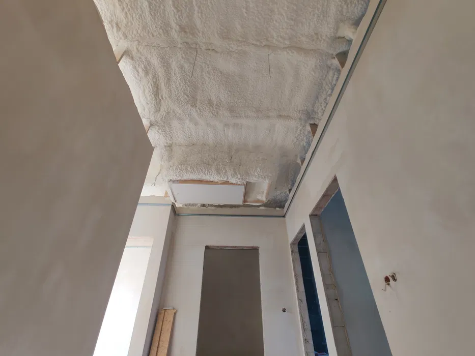 Izolacja Pianą PUR Poddasza/Fundamenty/Hale