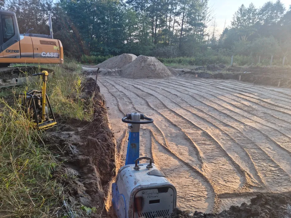 Zaspyka fundamentow, wykopy, rozbiórki