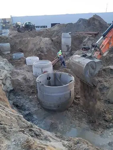 AD-BAU Budowa domów, fundamenty, prace ziemne, przyłącza kanalizacyjne