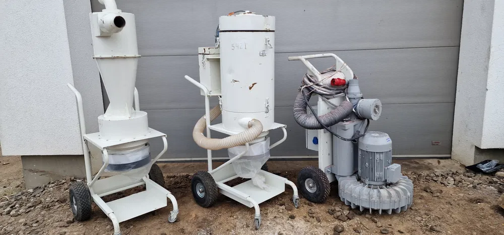 WYNAJEM ogrodzenia tymczasowe , budowlane i barierek sceniczne