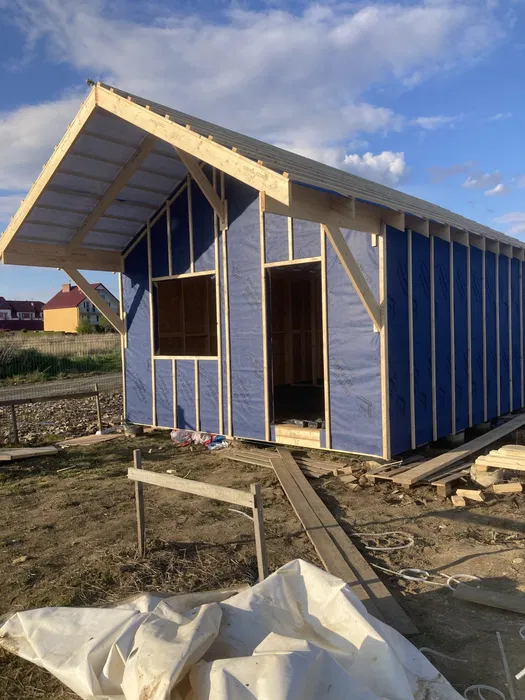 Budowa domów szkieletowych . Tarasów altany zabudowy z drewna