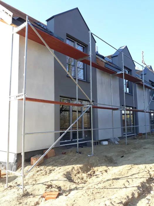 Rusztowania Plettac Elewacyjne Wypożyczę 110m2