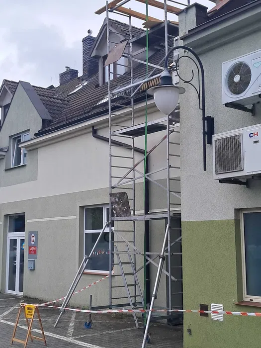 Rusztowanie przejezdne ( mobilne). Wieża aluminiowa. Wynajem i montaż.