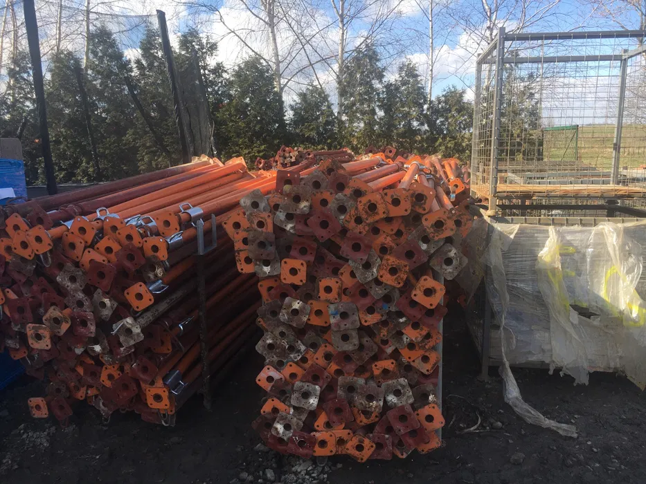 Stemple 20gr/szt/doba doki trójnogi od 20 groszy doba