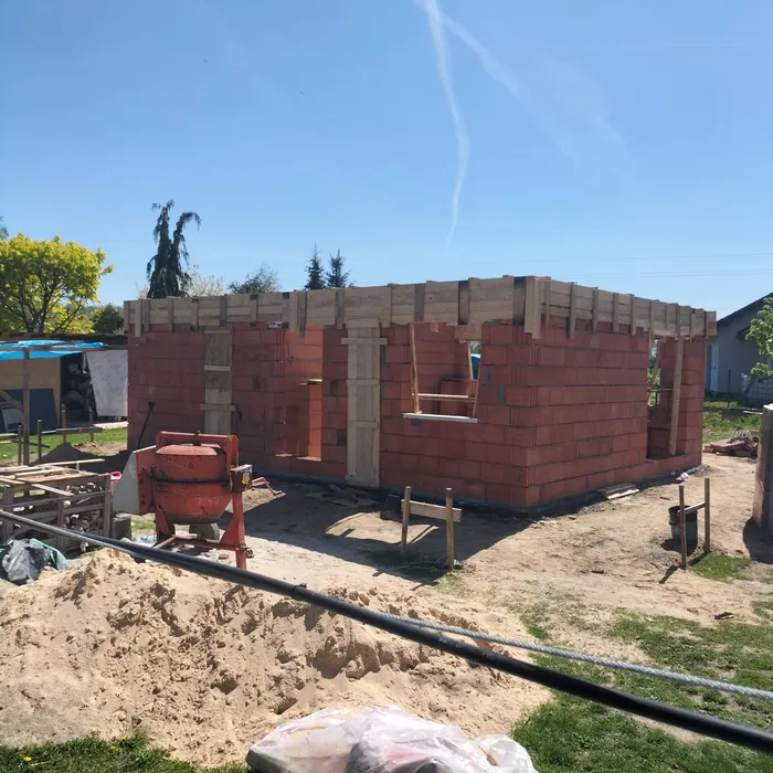Budowa domów fundamentów płyty