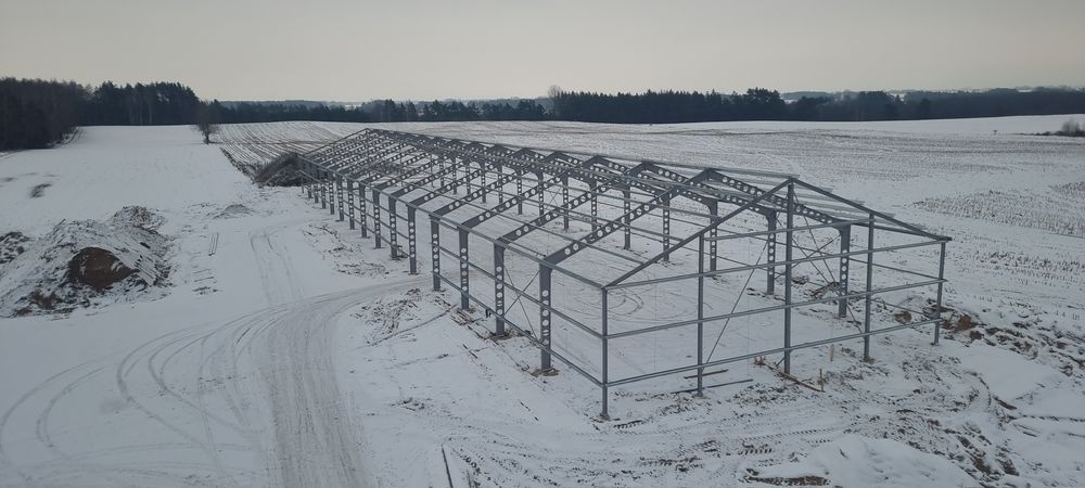 Naprawa dachów świetlików dachowych wymiana dachu zdjęcie eternitu