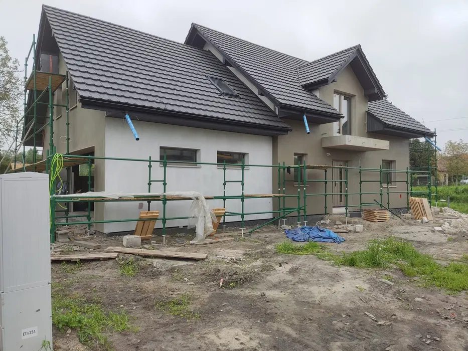 Wynajem rusztowania choinkowego