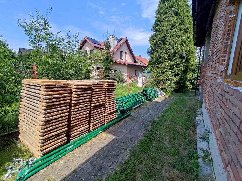 Wynajem rusztowania choinkowego