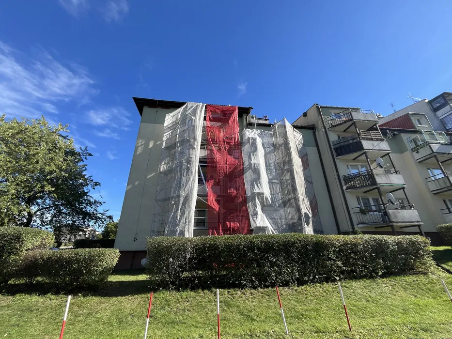 Wynajem rusztowan elewacyjnych plettac rusztowania wypozyczalnia