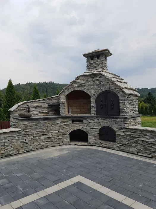 Grill, wędzarnia, piec chlebowy