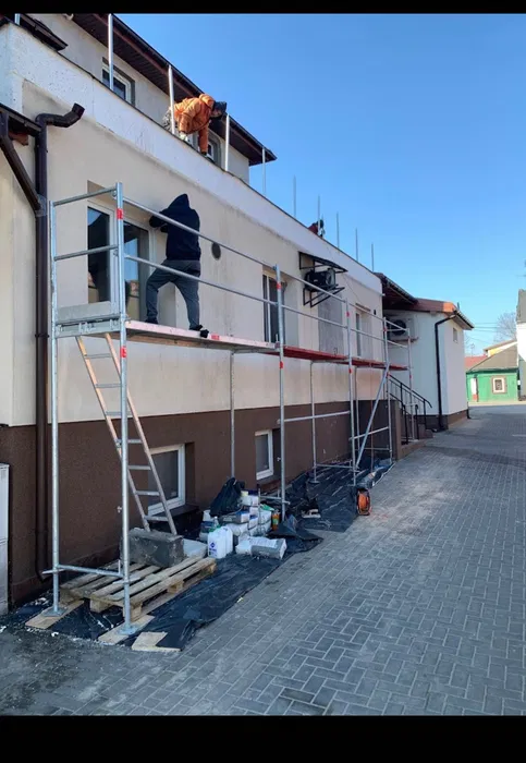 Wynajem rusztowanie elewacyjne