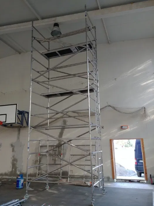 Rusztowania aluminiowe przejezdne jezdne WYNAJEM od 7 zł za metr.