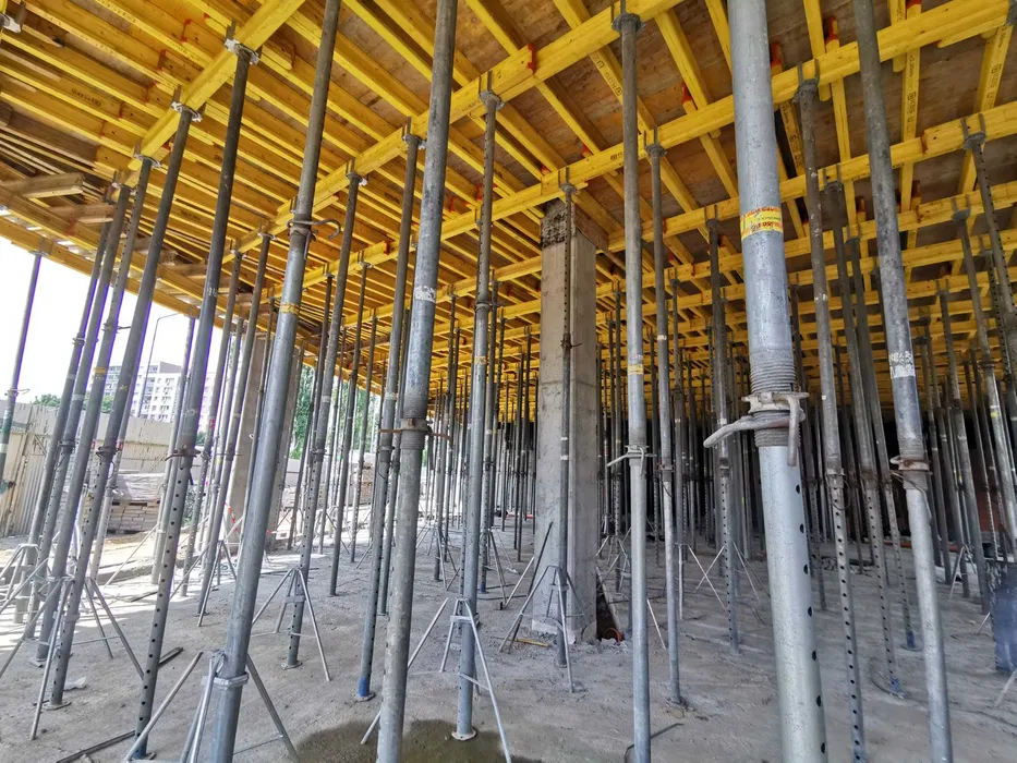 Wynajem szalunków stropowych wypożyczalnia stempli budowlanych