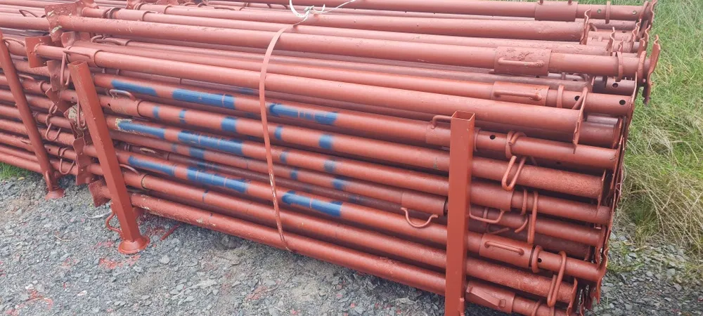 Wynajem szalunki Stempli budowlanych podpory głowice trójnogi doki