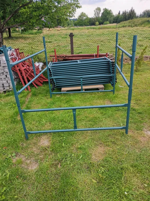 Wynajem szalunki Stempli budowlanych podpory głowice trójnogi doki