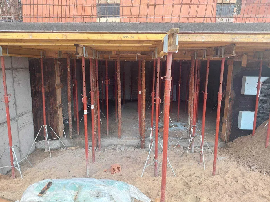 Wynajem Szalunków stempli podpór szalunek szalunki stemple budowlane