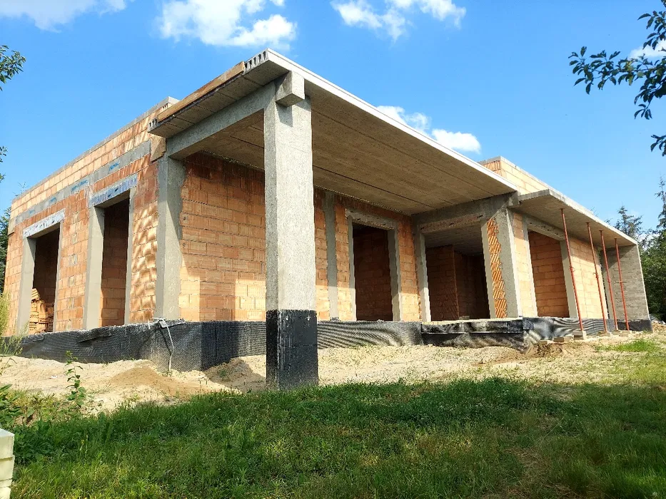 Budowa domów / Budynki usługowe / Chlewnie /Magazyny