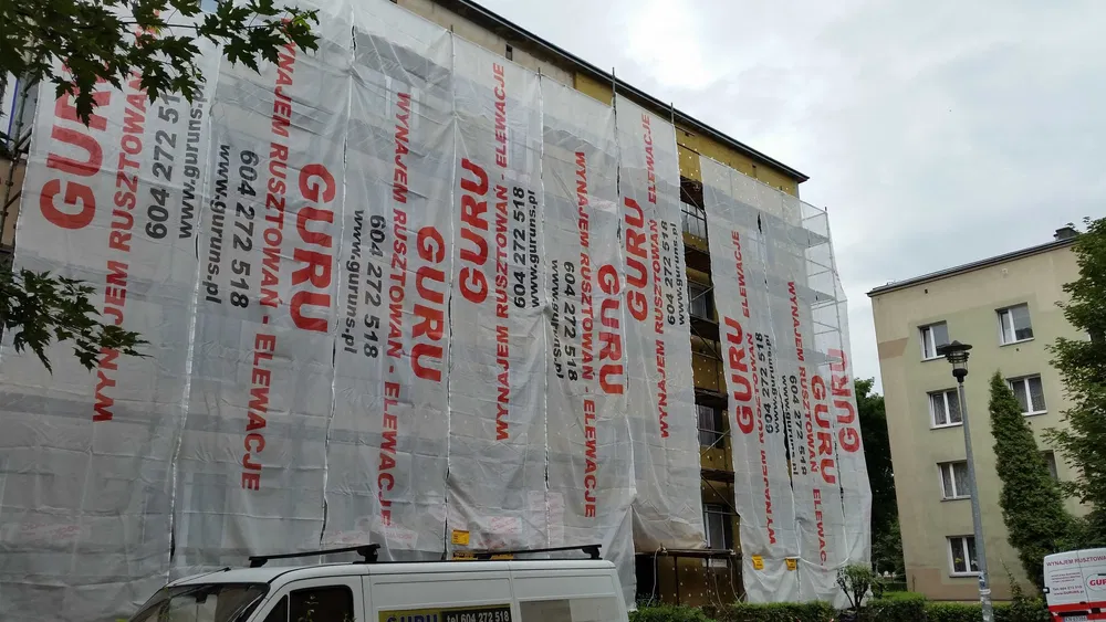 GURU. Wynajem rusztowań klinowych, Plettac, aluminiowe Krause.