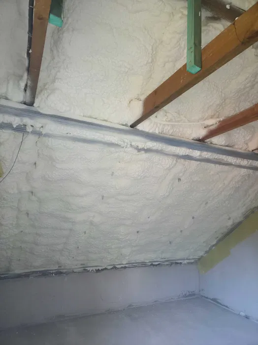 PIANA PUR Izolacja w 1 dzień na całe życie. Zobacz , jak to robimy