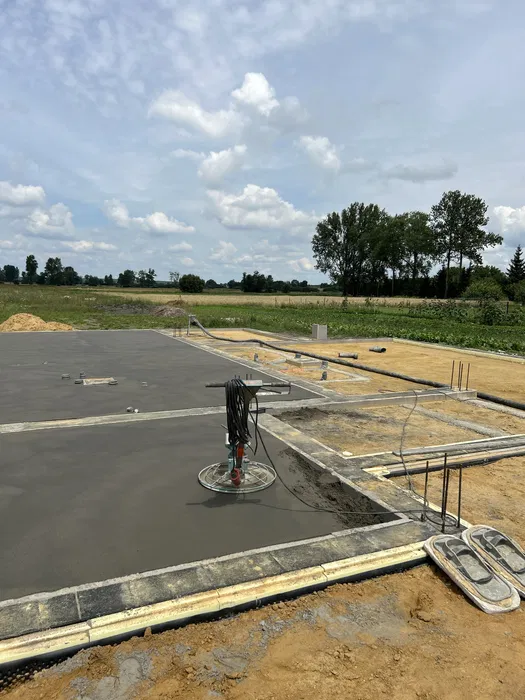 Posadzki Mixokret Przemysłowe STYROBETON Miksokret Wylewki Beton Płyty