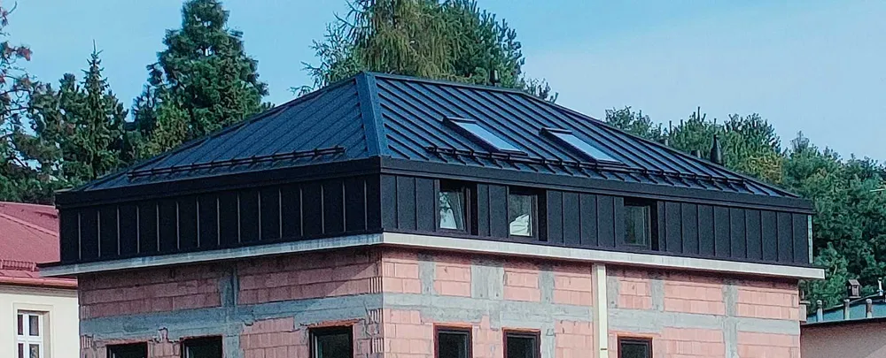 Naprawy dekarskie przecieków dachu,kominów, po kunie, awarie i remonty