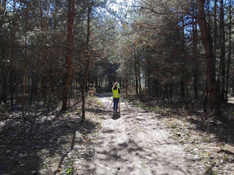 Geodeta - Podziały działek - Granice - Budowa domu, usługi geodezyjne