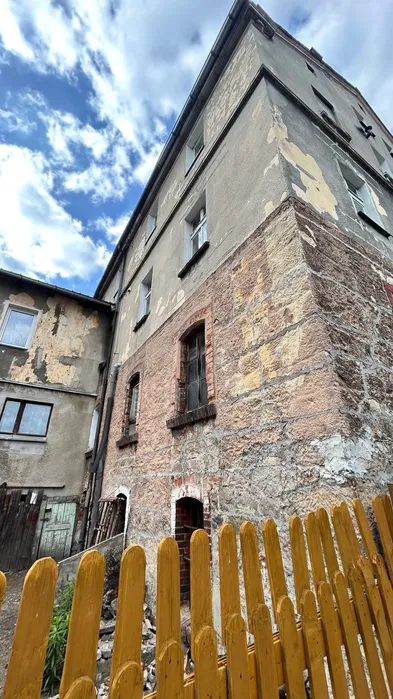 Podcinka, fundamenty, osuszanie budynków, drenaż. Prace ziemne.