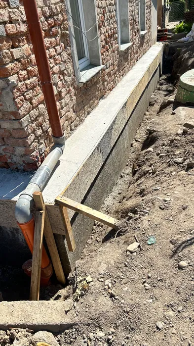 Podcinka, fundamenty, osuszanie budynków, drenaż. Prace ziemne.