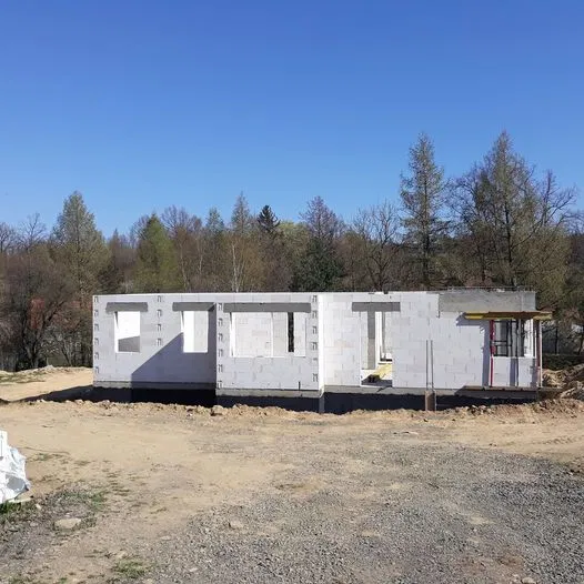 Firma budowlana Budowa domów, budynków użyteczności publicznej, hali