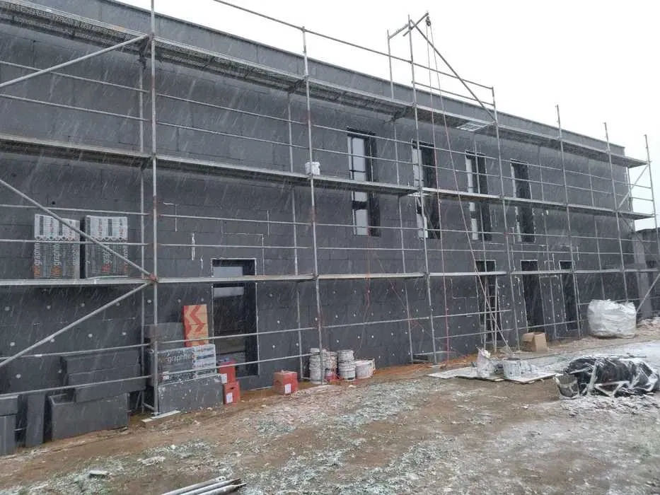 Wynajmę wypożyczę rusztowanie aluminiowe jezdne wysuwane na linke