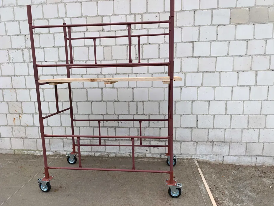 Wynajem Rusztowanie Warszawskie Podesty Koła Stopy Regulowane