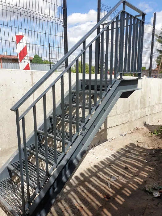 Konstrukcje metalowe wykonanie i montaż