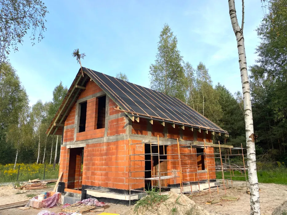 Dom murowany? Zbudujemy dla Ciebie stan surowy – wolne terminy!