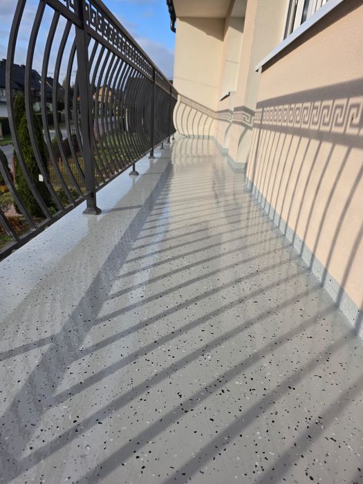Posadzki przemysłowe, beton szczotkowany, wylewki cementowe, garaże