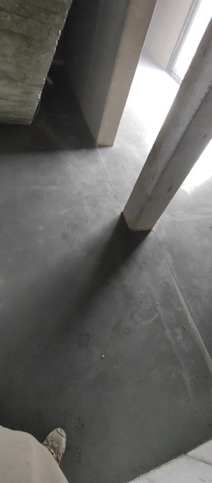 Posadzki przemysłowe, beton szczotkowany, wylewki cementowe, garaże