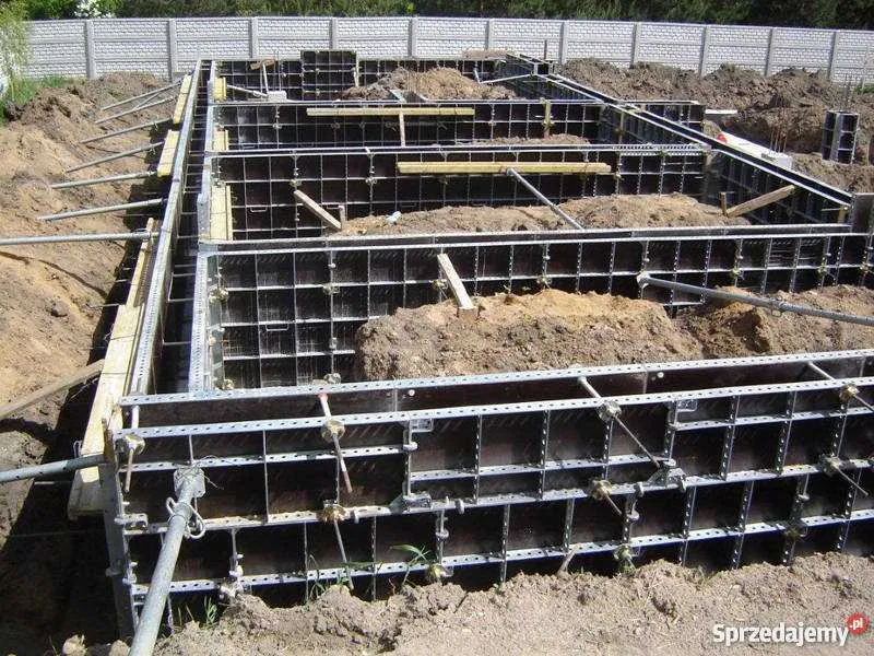 Wynajem: Stemple 4m, 5m, Podpory,Sztyce długie 10kn i 20kn szalunki