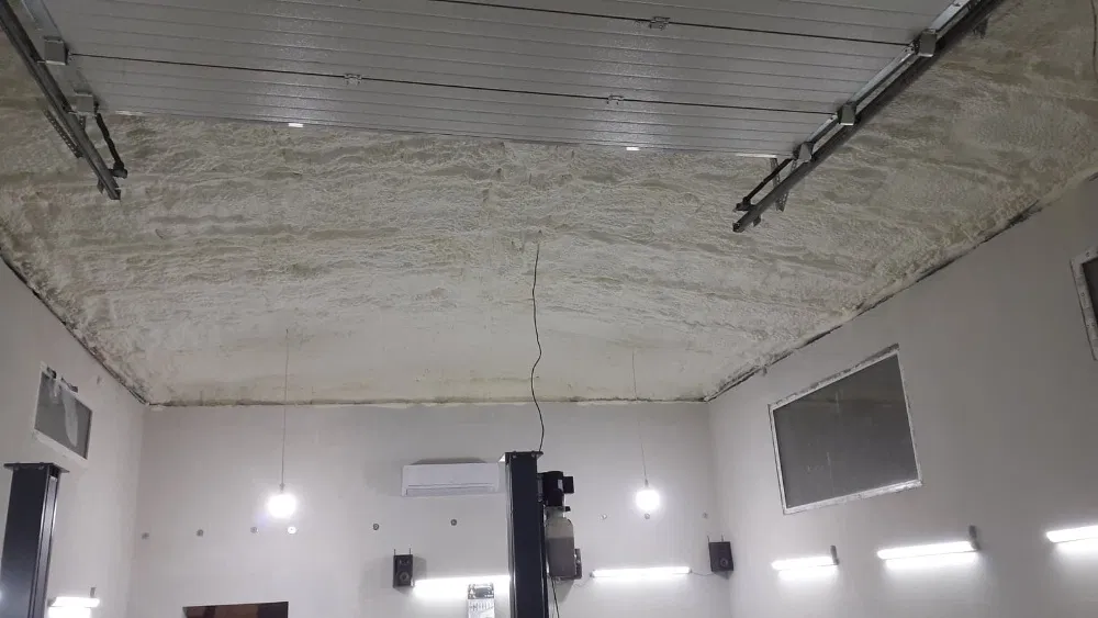 Ocieplenie pianą PUR dachu, piana PUR WIESZAKI GRATIS, JUŻ OD 65 ZL/M2