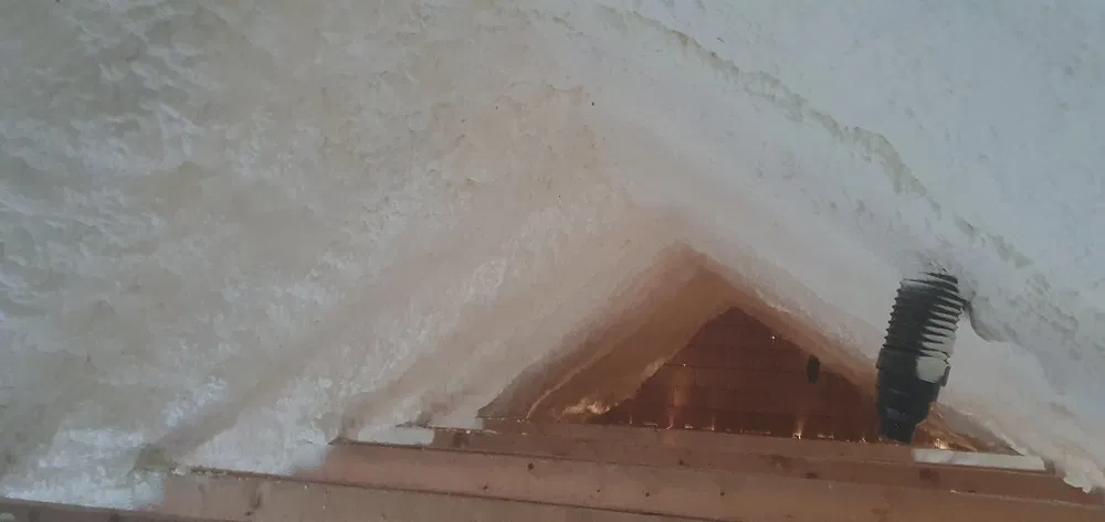 Wynajem rusztowania.Piana PUR Ocieplanie dachow,stropów Izolacja