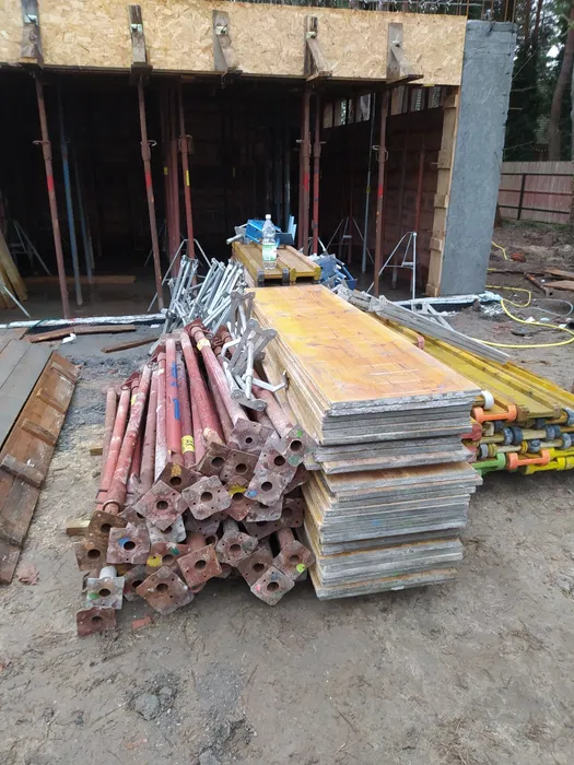 WYPOŻYCZALNIA Szalunki stropowe stemple