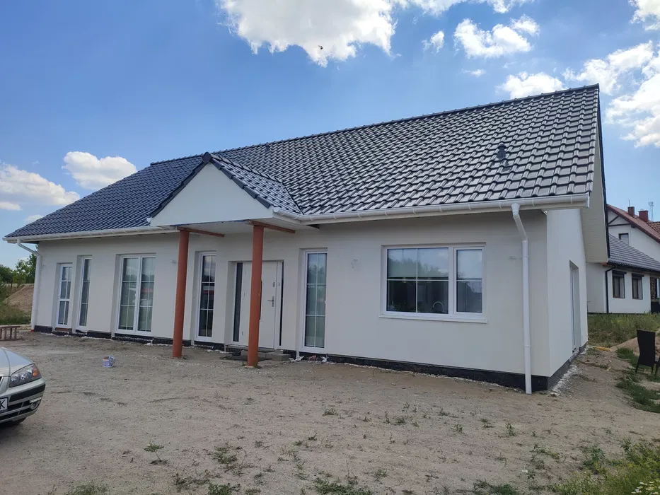 Elewację Docieplenia. Podbitki