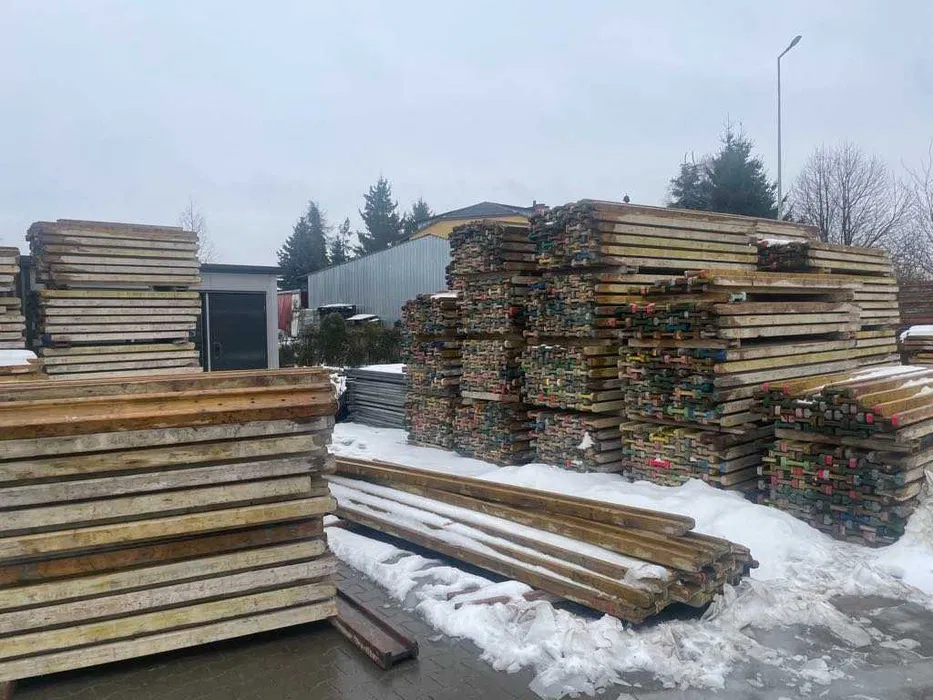 wynajem-deskowania, podpory stropowe, szalunki fundamentowe