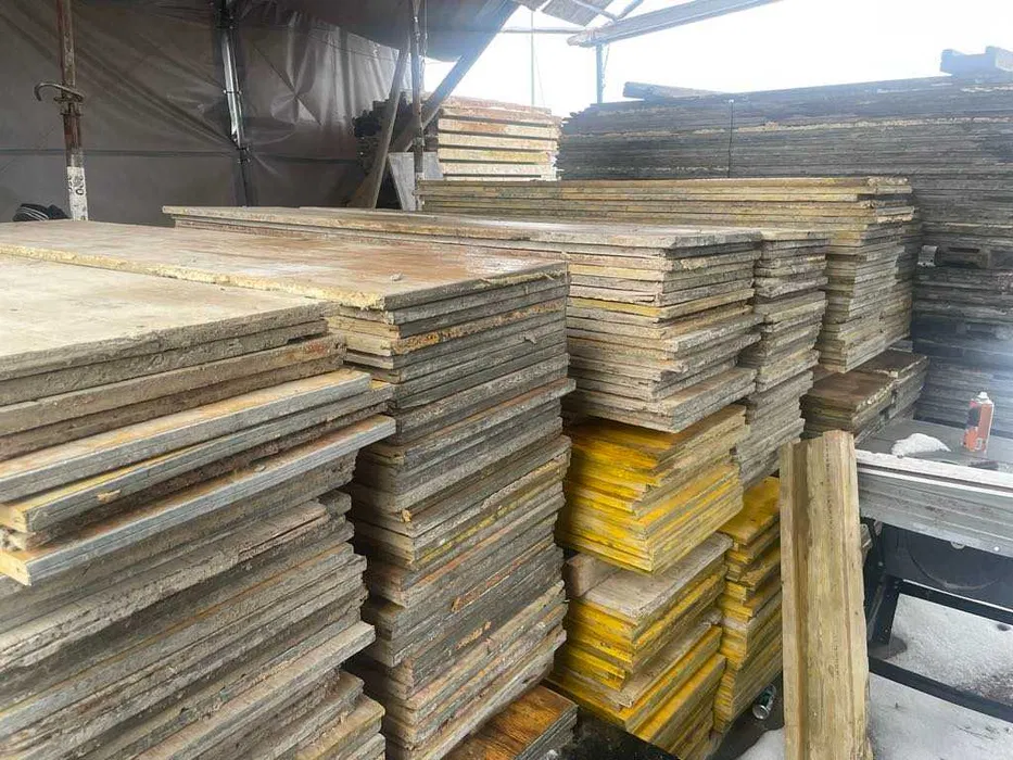 wynajem-deskowania, podpory stropowe, szalunki fundamentowe