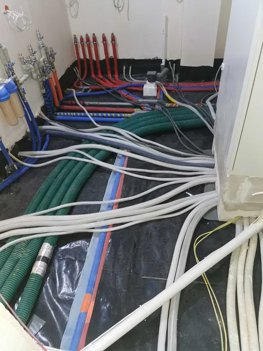 Układanie styropianu pod wylewki. Wylewki anhydrytowe.