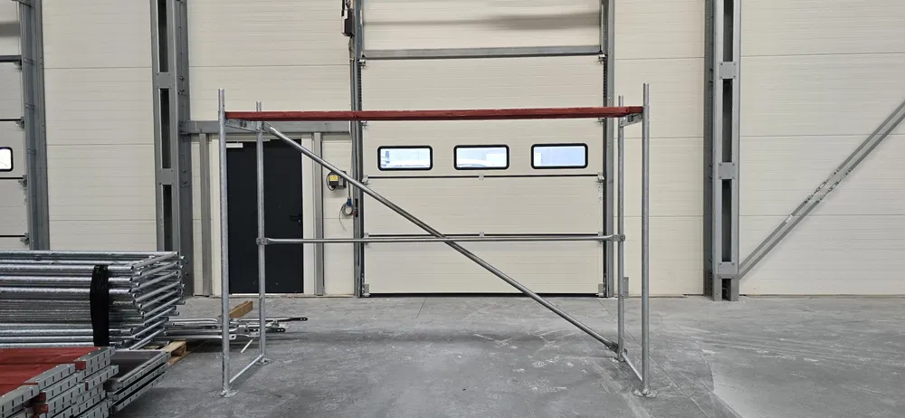 Wynajem rusztowanie elewacyjne / wynajmę plettec