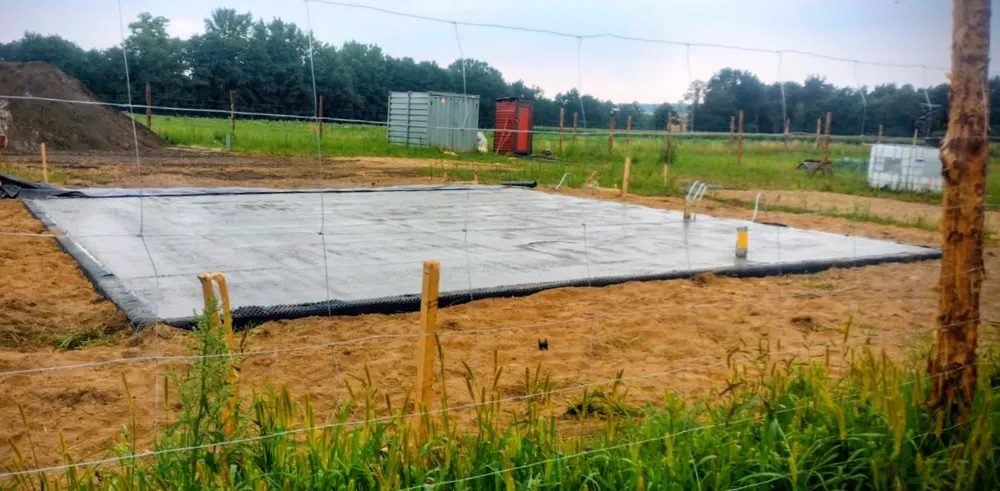 Wykonanie płyty i stóp fundamentowych pod domy,hale, garaże.