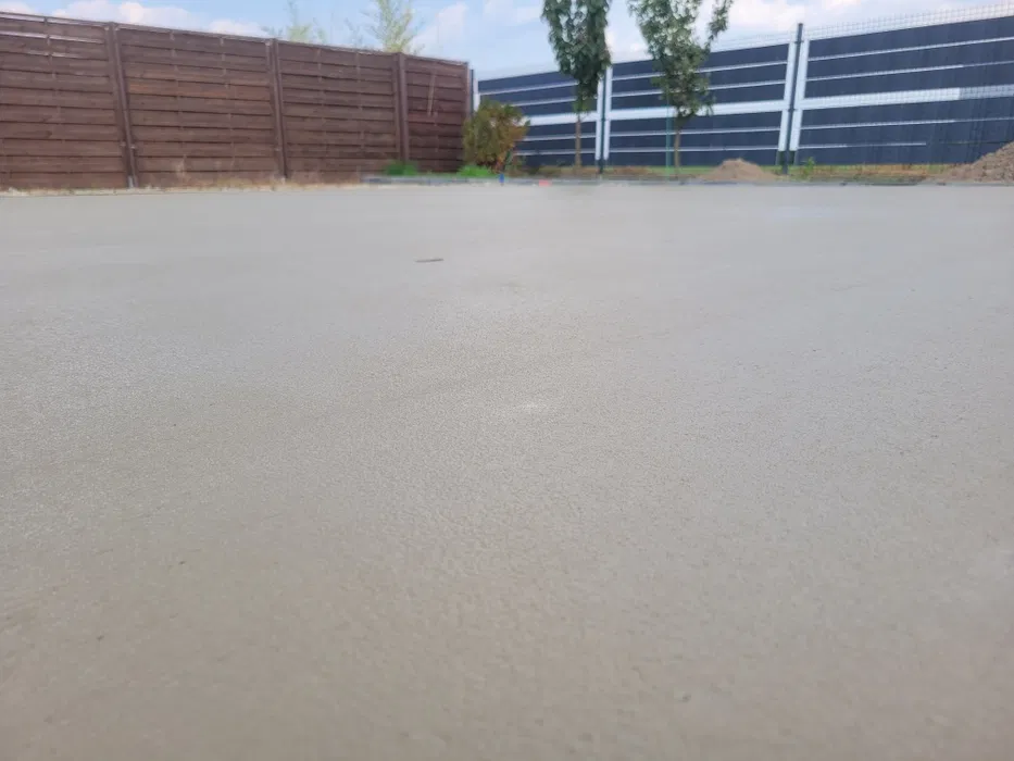 Wylewki betonowe, wylewki pod garaż, chudziaki, fundamenty.