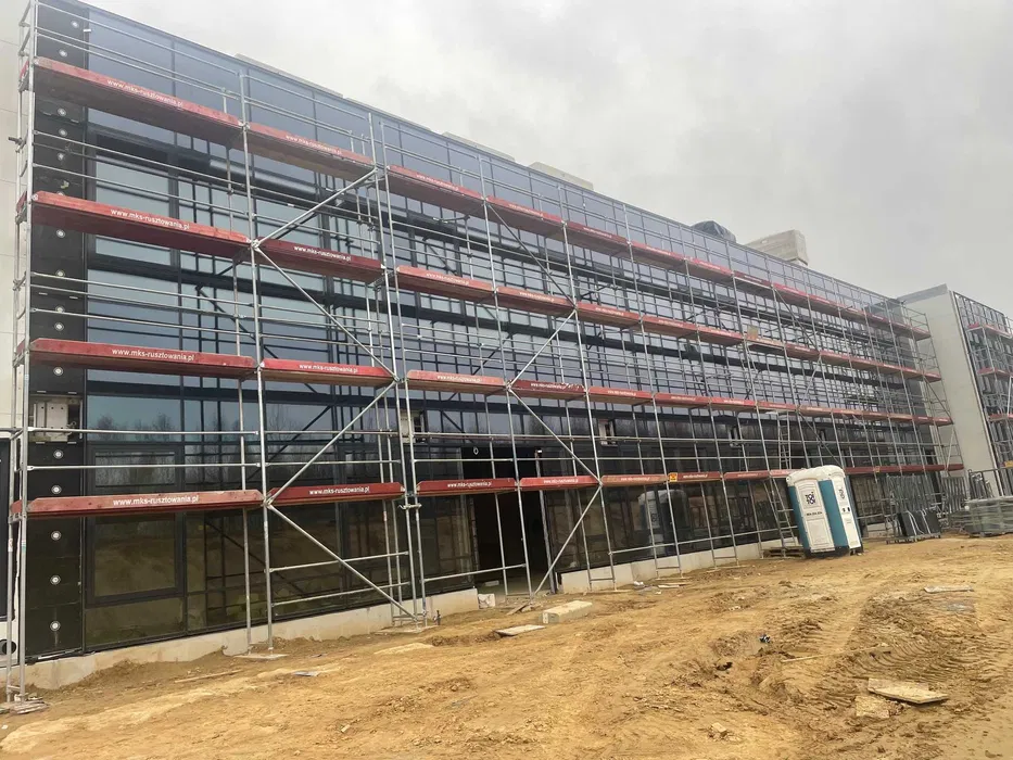 Wynajem rusztowań ramowych typu MK65