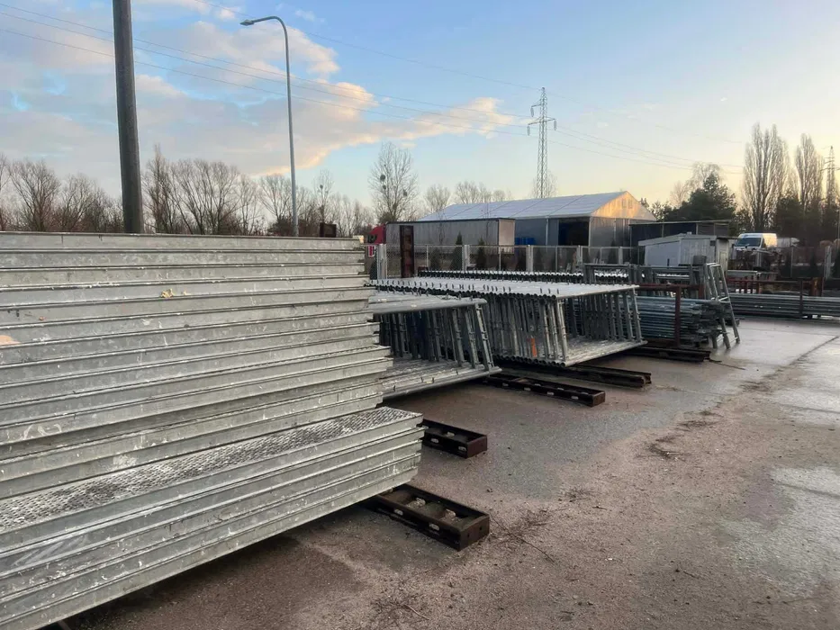 Wynajmę Rusztowanie / Stemple budowalane / Dźwigary